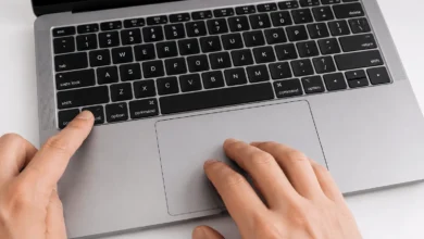 How to Right Click on a Laptop (Windows, Mac, Chromebook) 10 Hand pressing Control key on MacBook keyboard while clicking the trackpad to right-click